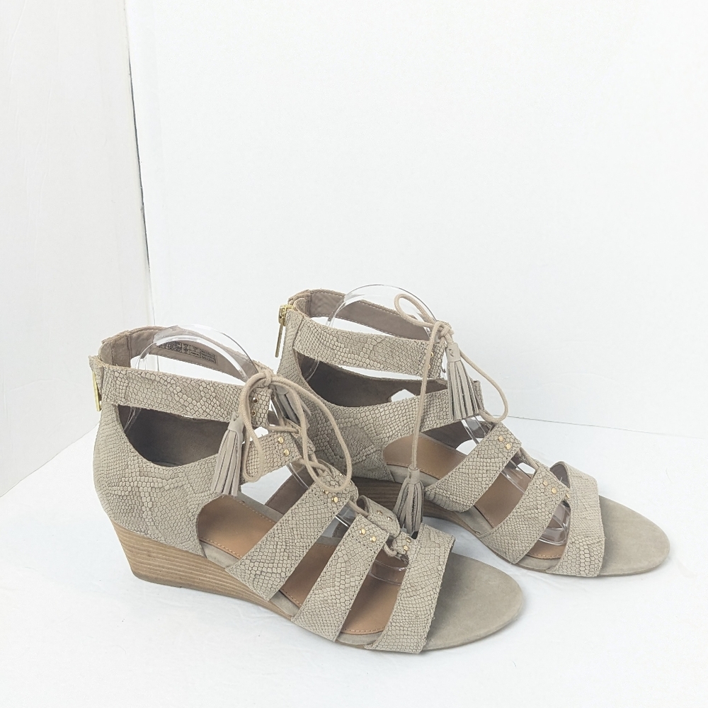 NWOT UGG Yasmin Snake Wedge Sandals - Picture 15 of 16